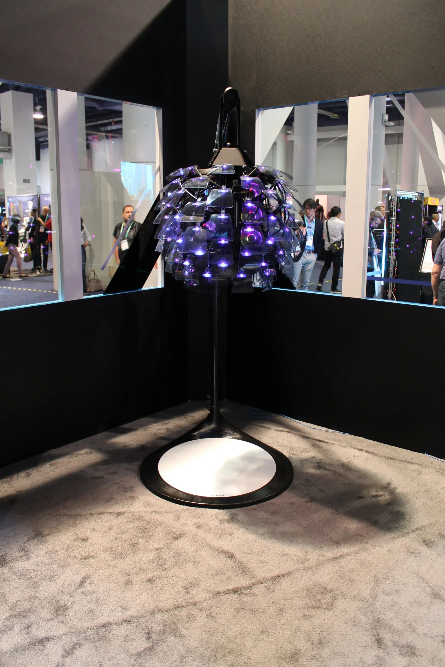 InWin Shows Off New Kit at CES