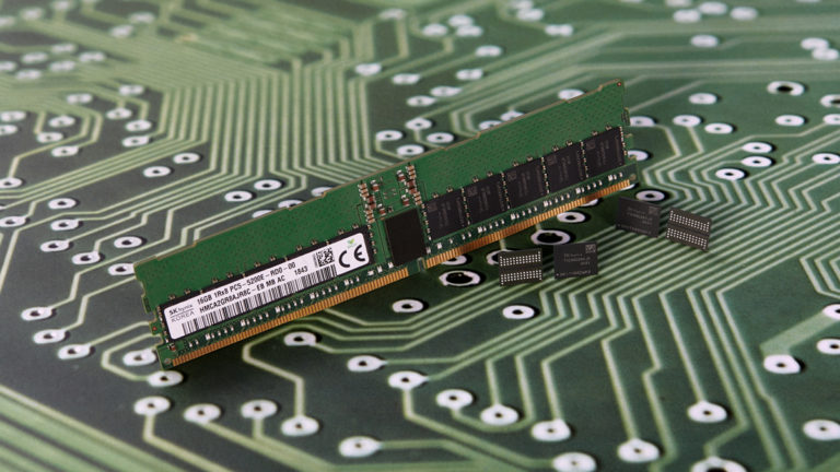 SK hynix Confirms That It Will Begin Mass Producing DDR5 Memory Chips This Year