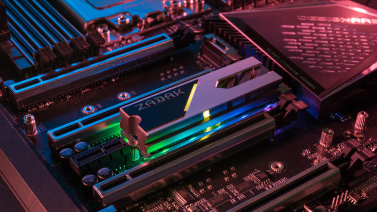 [PR] ZADAK Unveils SPARK PCIe M.2 SSD with RGB and Stunning Aluminum Heatsink