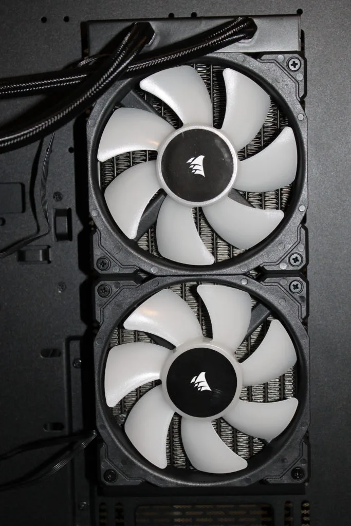 Corsair iCUE H100i ELITE CAPELLIX Radiator with Fans