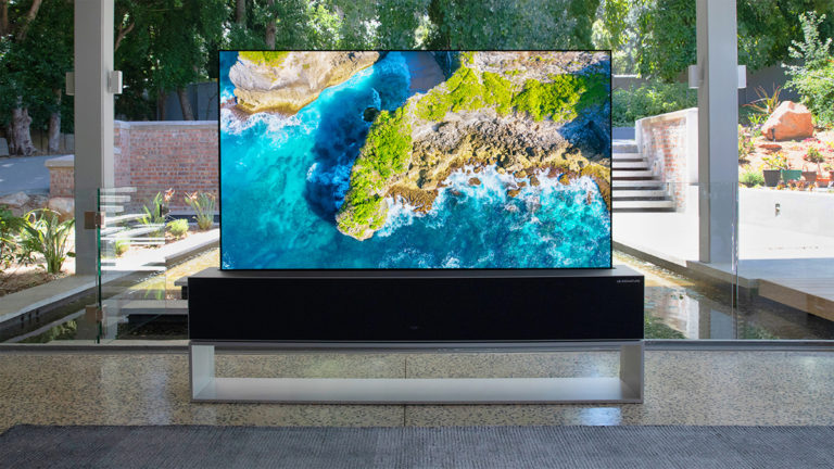 LG Launches World’s First 4K Rollable TV for $87,000