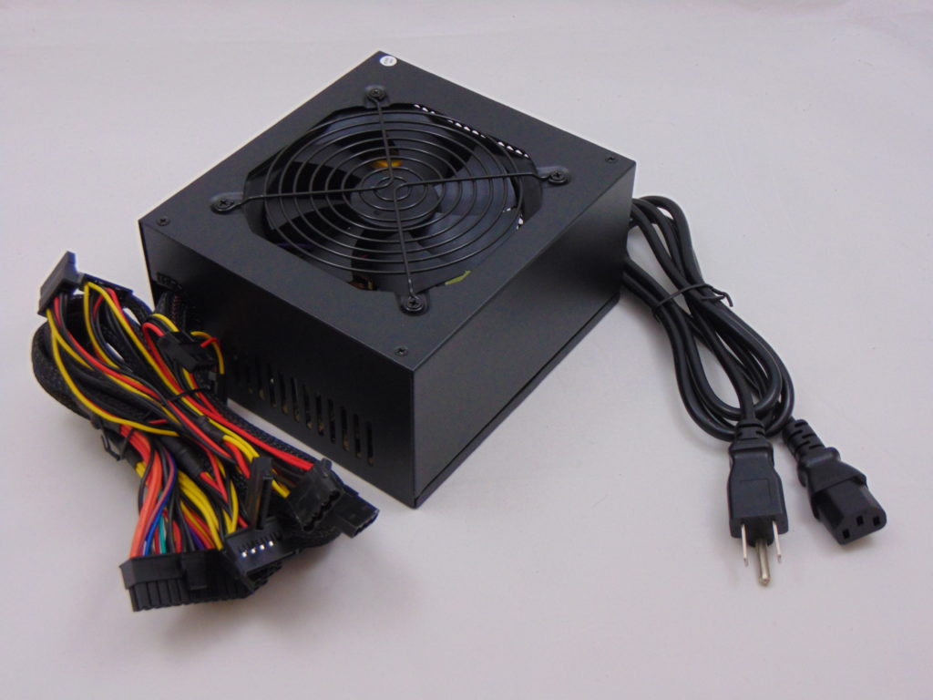 Solid Gear Neutron 550W Power Supply Power Supply Out of Box