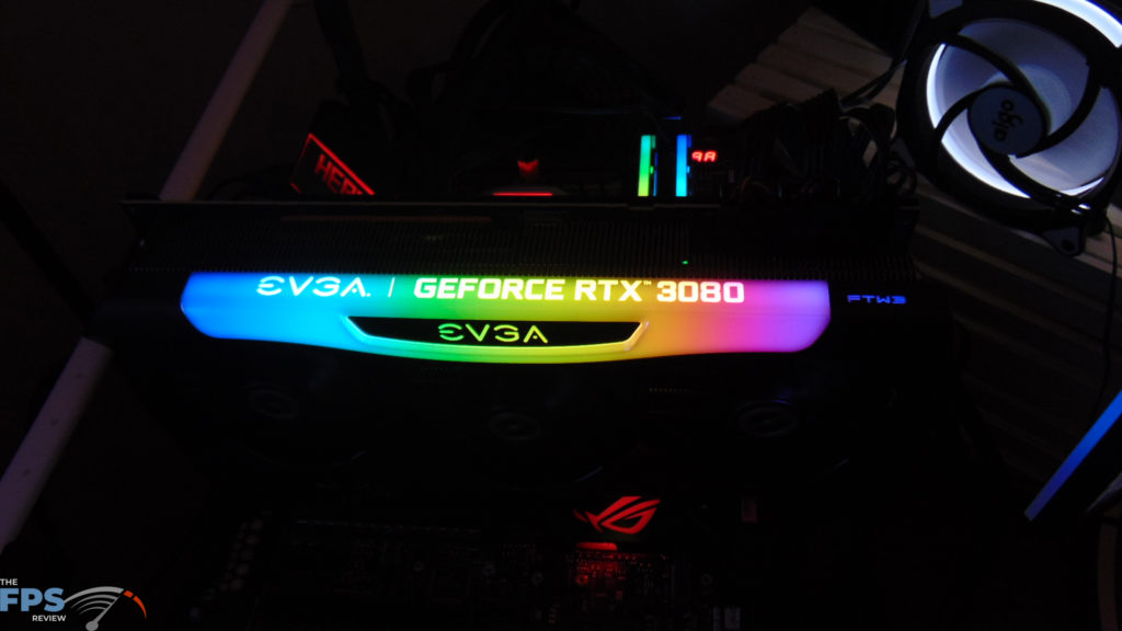 EVGA GeForce RTX 3080 FTW3 ULTRA GAMING RGB lighting