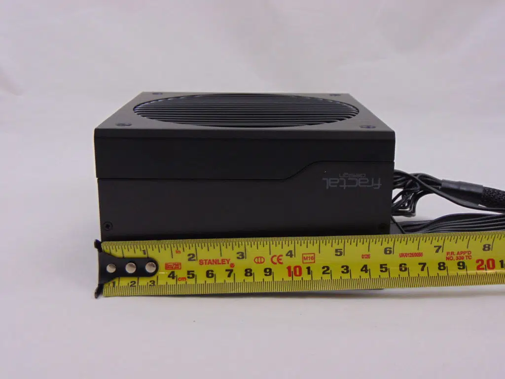 Fractal Design ION+ 560P Depth with measuring tape