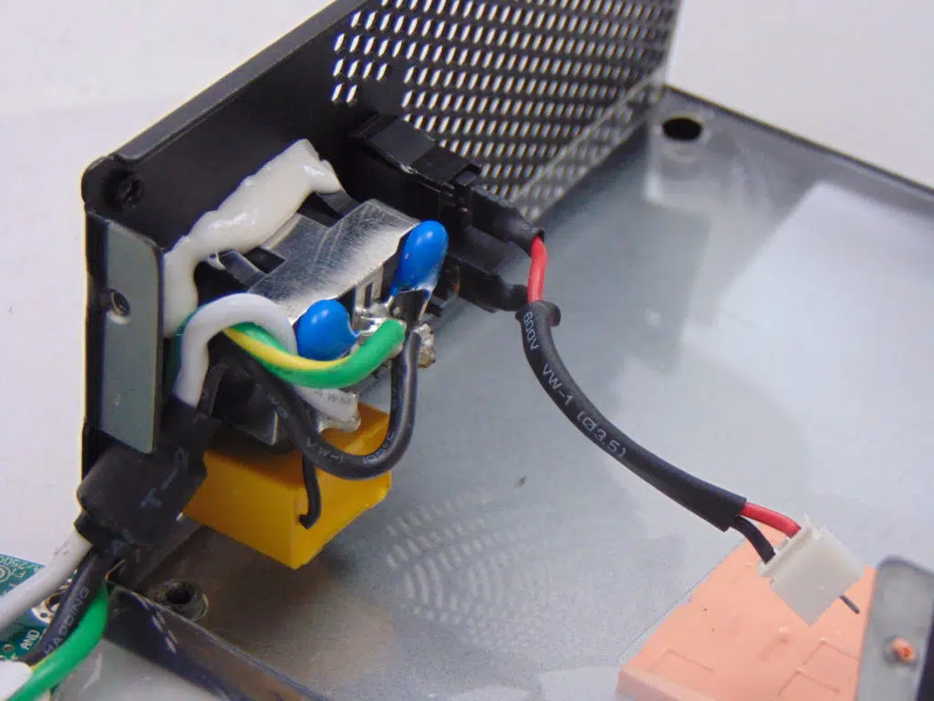 SilverStone SX750 750W SFX Power Supply Inside Power Connector