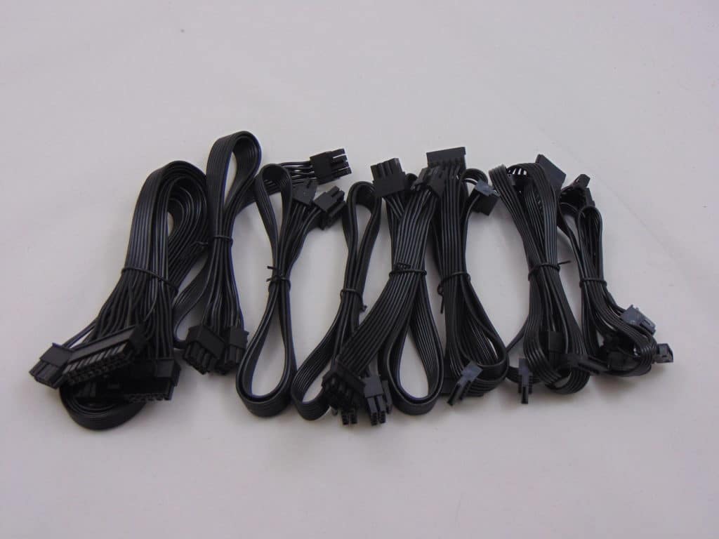 GIGABYTE P750GM 750W Power Supply Cables