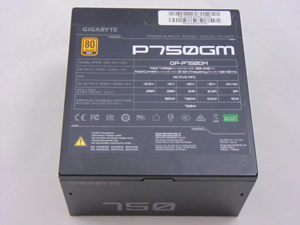 GIGABYTE P750GM 750W Power Supply Top View