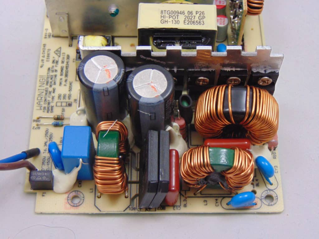 FSP SFX PRO 450W Power Supply Circuitry