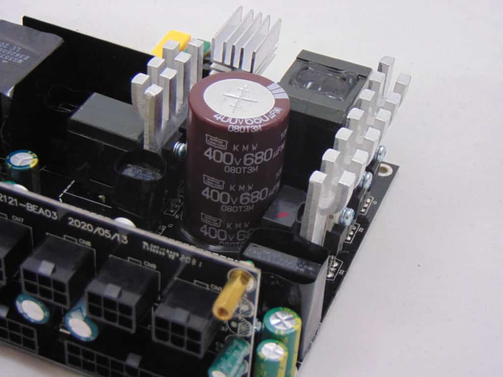 GIGABYTE P750GM 750W Power Supply Closeup of Capacitors