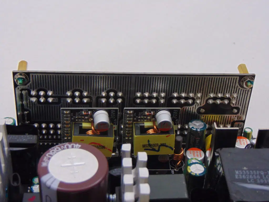 GIGABYTE P750GM 750W Power Supply Closeup of Inside