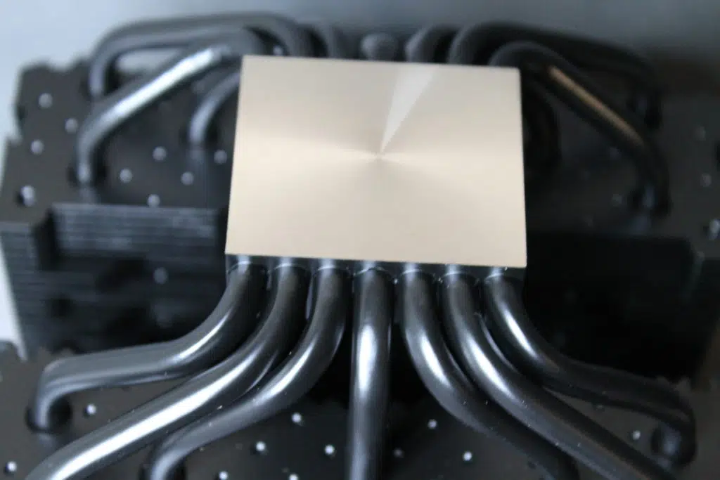 Dark Rock Pro 4 cold plate close up