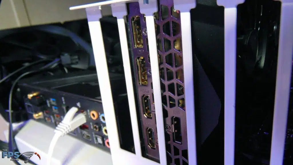 GIGABYTE GeForce RTX 3090 GAMING OC I/O Ports