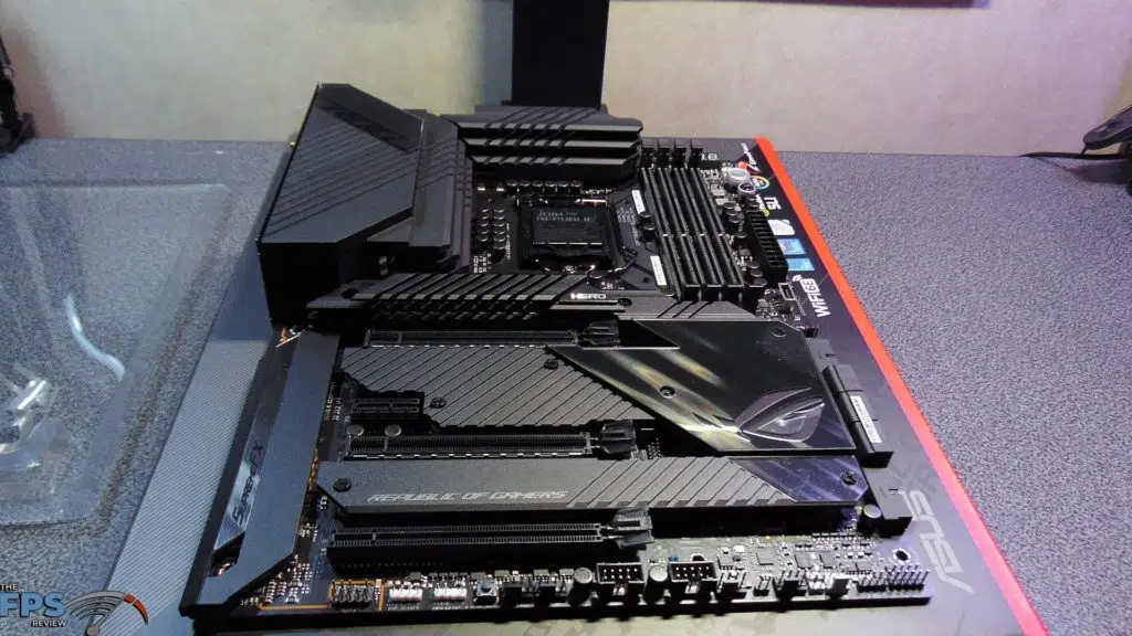 ASUS ROG MAXIMUS XIII HERO Z590 motherboard