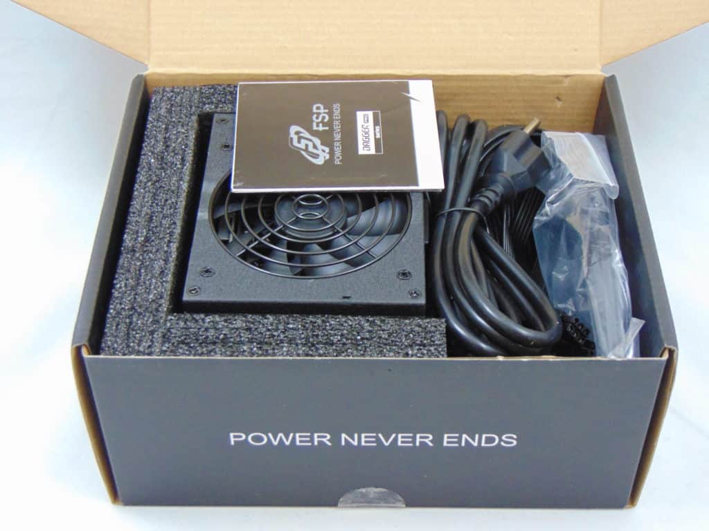 FSP DAGGER PRO 550W SFX Power Supply box contents