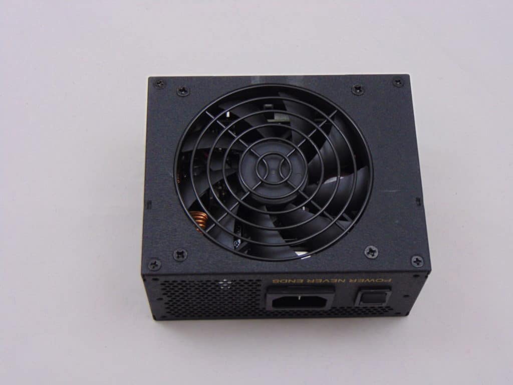 FSP DAGGER PRO 550W SFX Power Supply fan