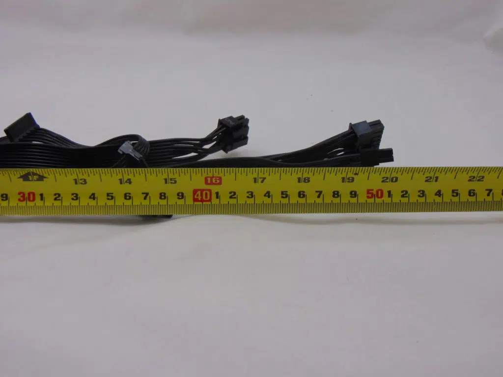 FSP DAGGER PRO 550W SFX Power Supply measuring cable length