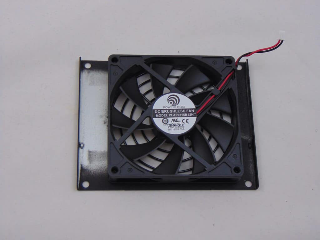FSP DAGGER PRO 550W SFX Power Supply inside fan
