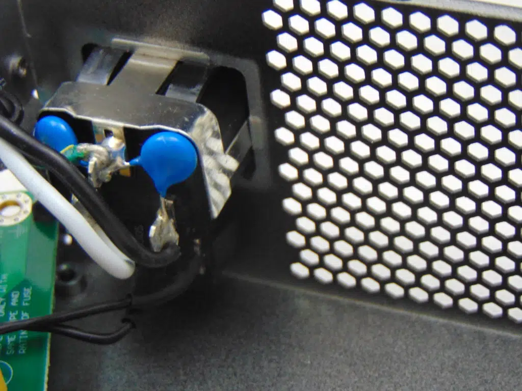 SilverStone SX1000 1000W SFX-L Power Supply inside power connector