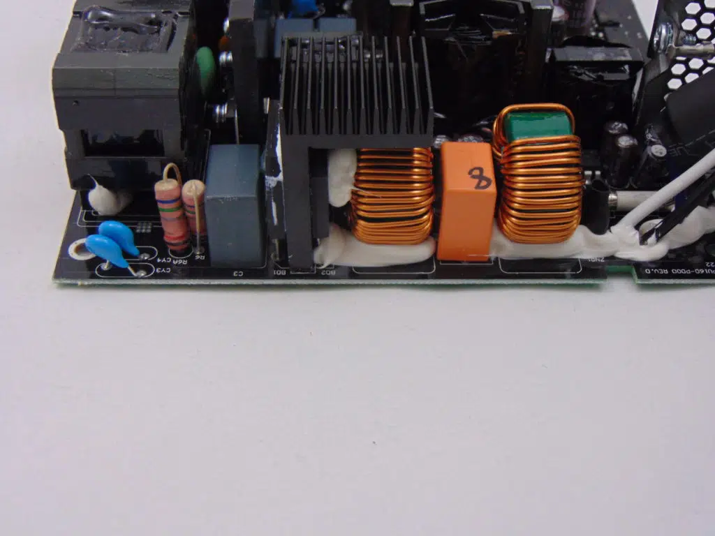 MSI A850GF 850W Power Supply capacitors