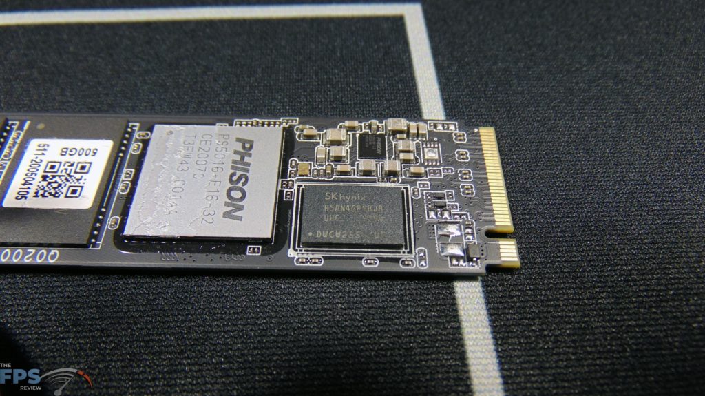 Sabrent Rocket 500GB PCIe 4.0 NVMe SSD Closeup of DRAM