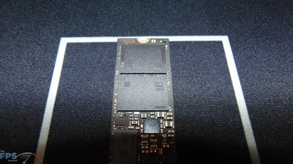 Samsung 970 EVO Plus NVMe M.2 SSD 500GB Closeup of 3D NAND Flash