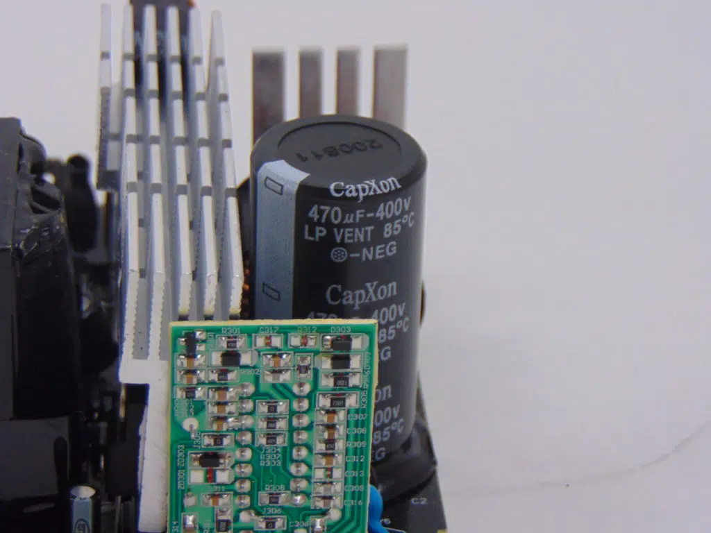 EVGA N1 750W Power Supply Capacitors