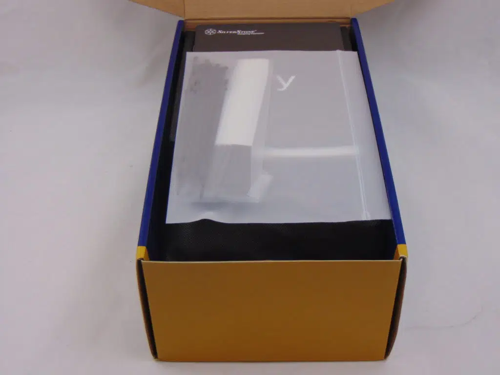 SilverStone NJ700 700W Fanless Power Supply box contents