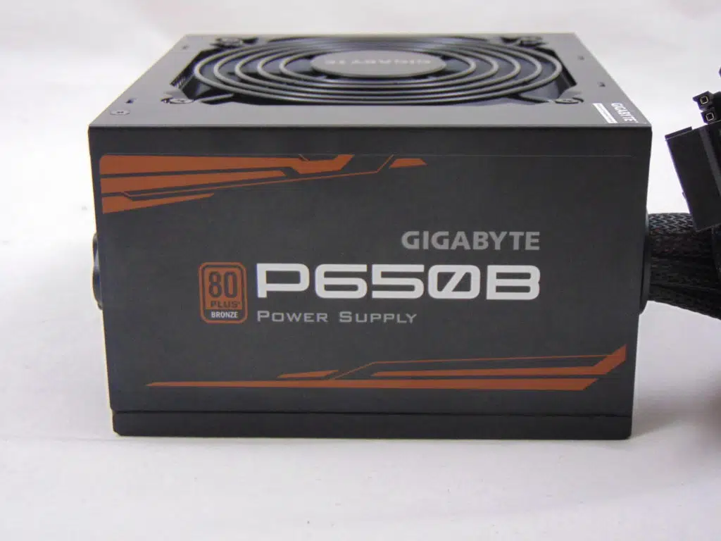 GIGABYTE P650B 650W Power Supply Side View