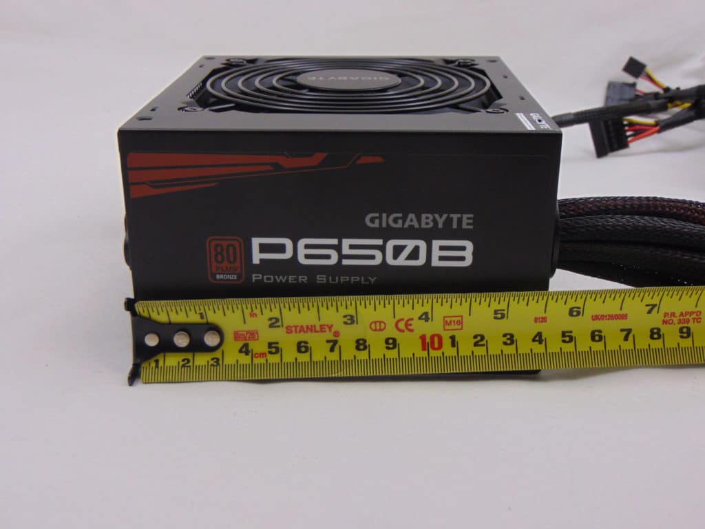 GIGABYTE P650B 650W Power Supply Measuring Length of PSU with ruler