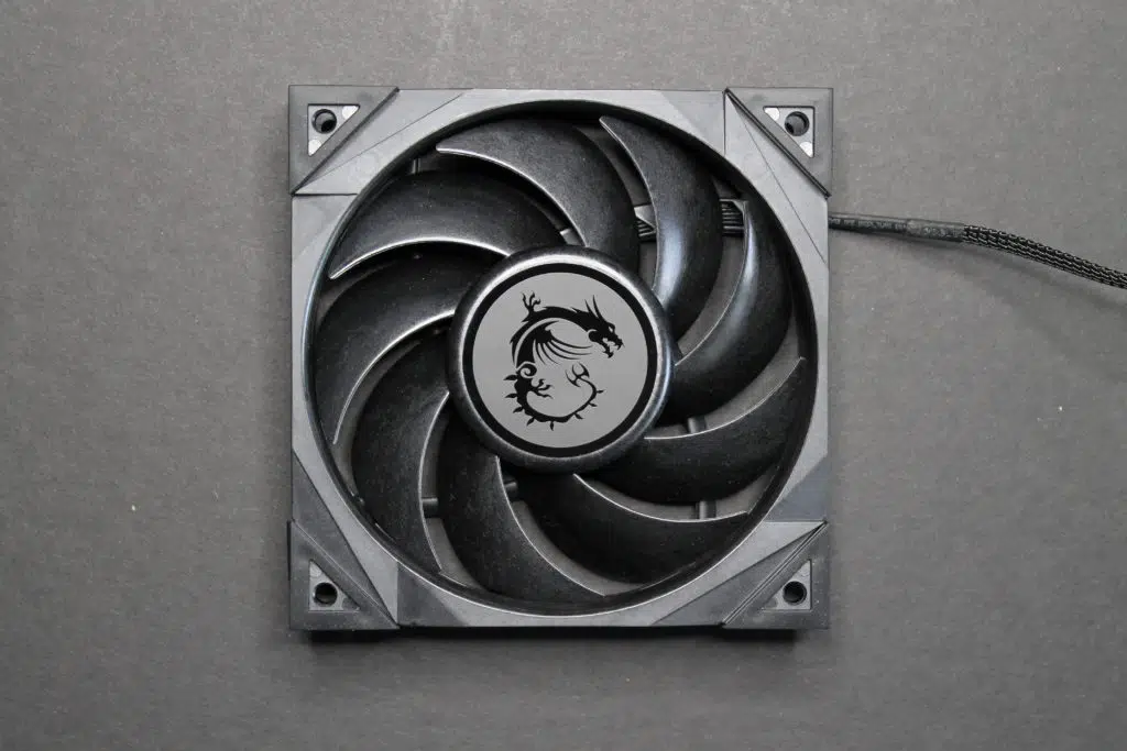 MSI SILENT GALE P12 front view