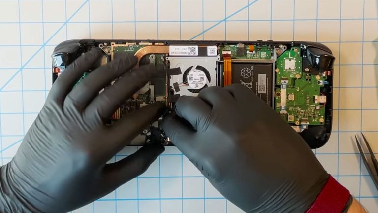 Valve Shares Inside Look at Steam Deck, Demonstrating How Its Thumb Sticks and SSD Can Be Replaced
