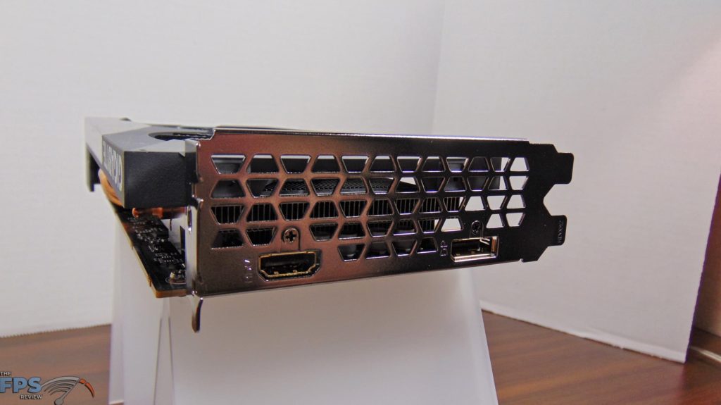 GIGABYTE Radeon RX 6500 XT EAGLE 4G video card display ports