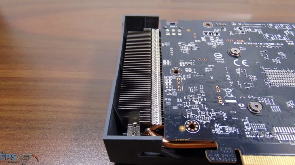 GIGABYTE Radeon RX 6500 XT EAGLE 4G video card heatsink overhang