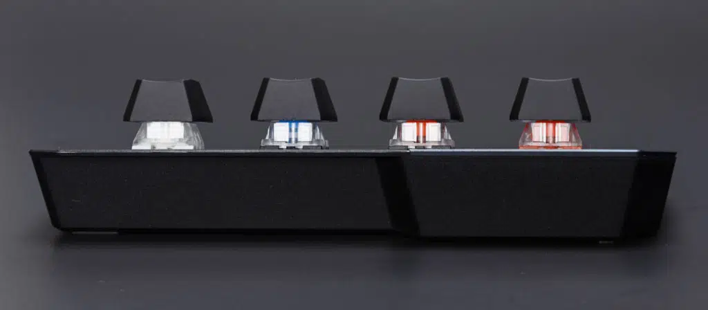 MSI Vigor GK71 Sonic key comparison display from behind