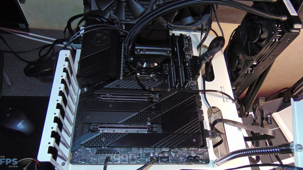 MSI MEG Z690 UNIFY whole front view with AIO installed