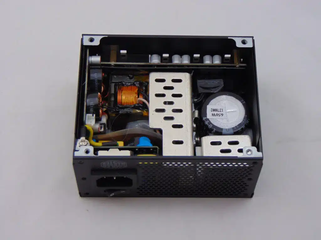 Cooler Master V650 SFX GOLD overhead view