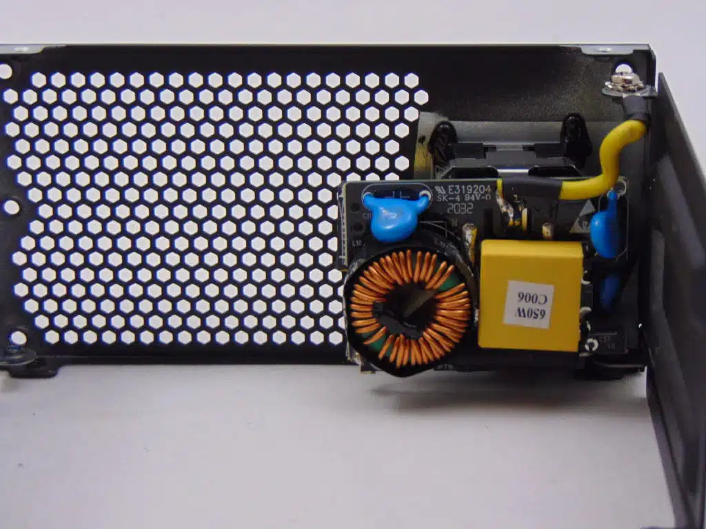 Cooler Master V650 SFX GOLD input filtering