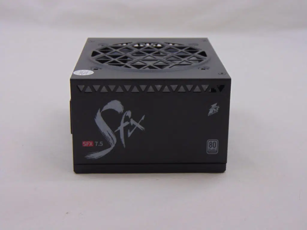 1STPLAYER SFX 750W Platinum side