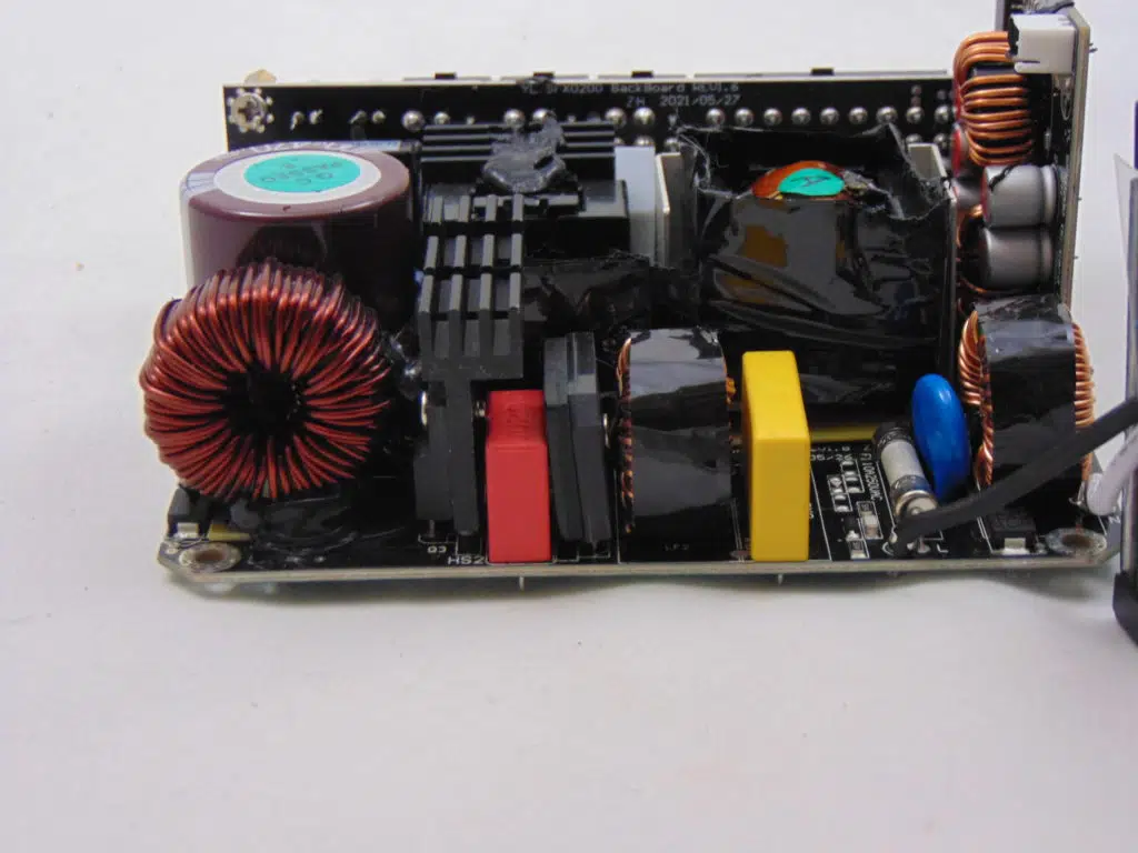 1STPLAYER SFX 750W Platinum input on PCB