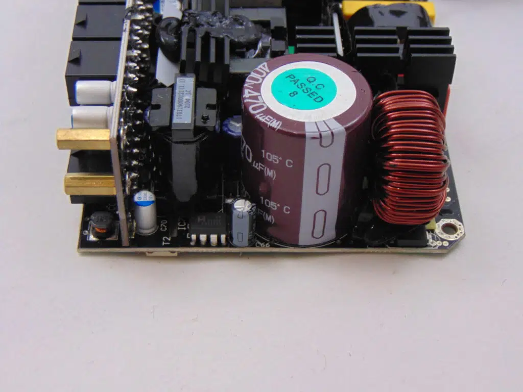1STPLAYER SFX 750W Platinum primary side
