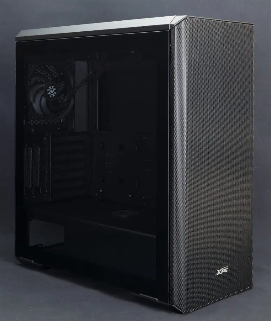 ADATA XPG Defender front left