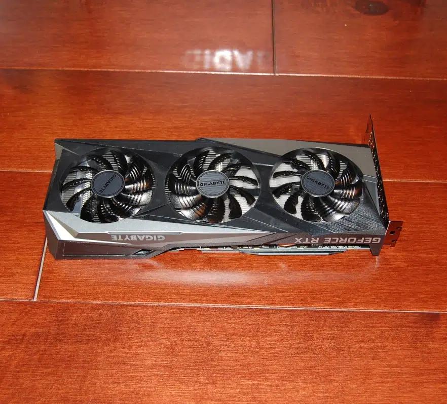 GIGABYTE GeForce RTX 3050 Gaming OC 8G Video Card top view