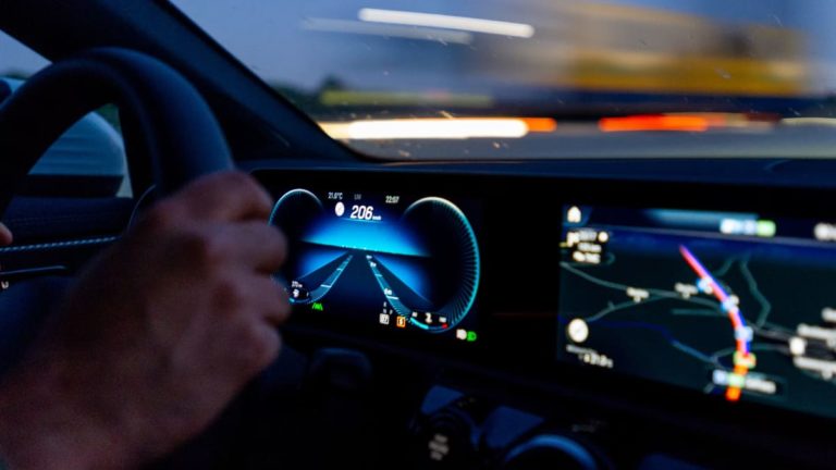 EU Makes Anti-Speeding Tech Mandatory for New Cars