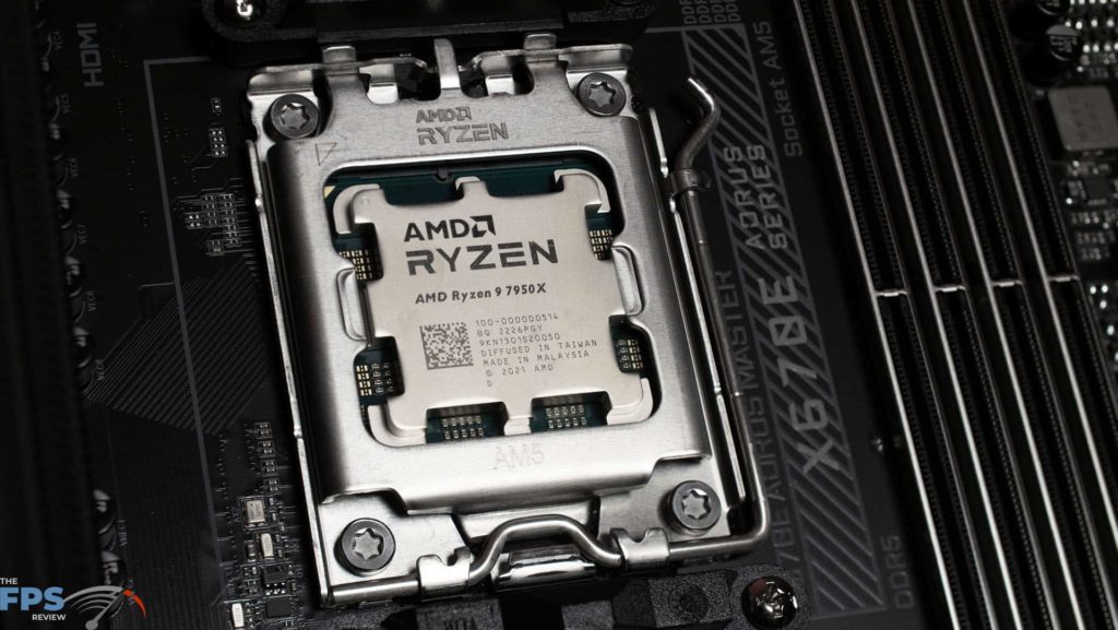 AMD Ryzen 9 7950X CPU socketed