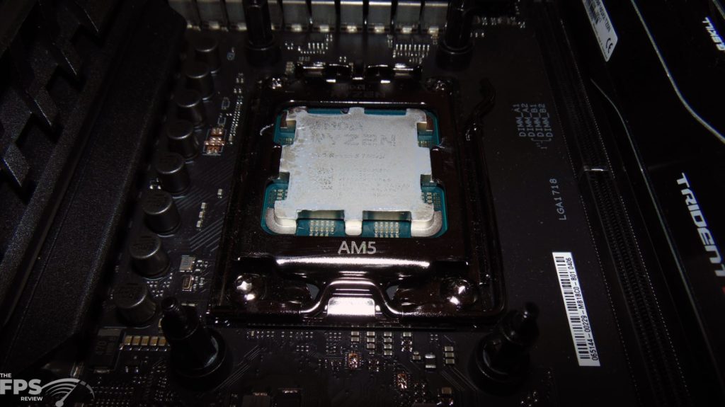 AMD Ryzen 5 7600X CPU with Thermal Paste