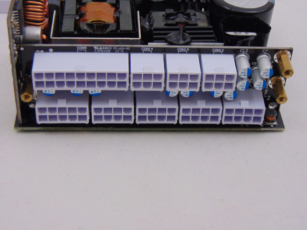 LianLI SP850 Modular PCB 1