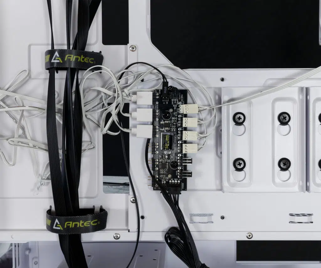 Antec DF800 FLUX White PWM and RGB controller
