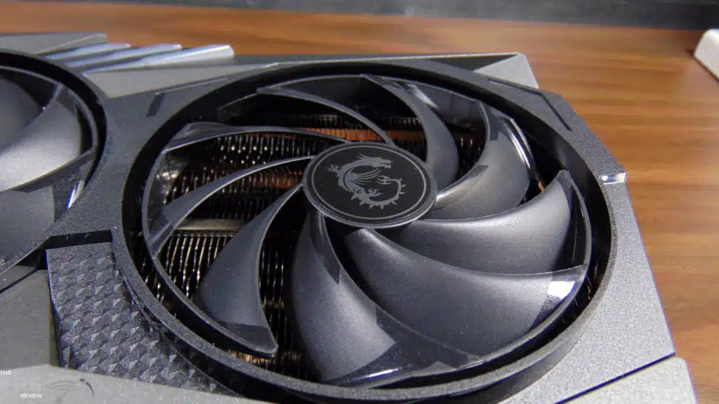 MSI GeForce RTX 4080 16GB GAMING X TRIO right fan