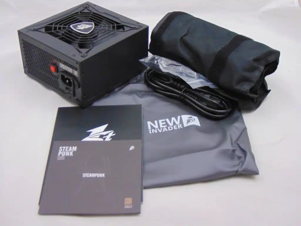 STEAMPUNK 850W Contents 2
