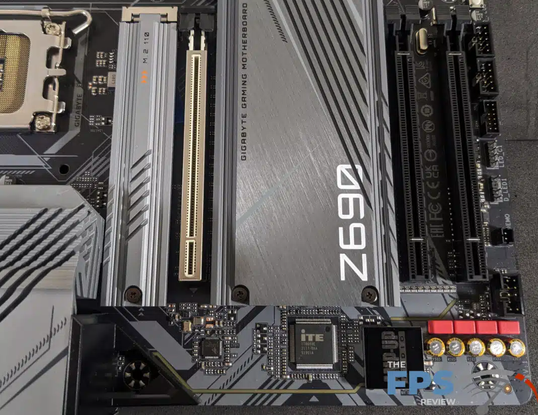 GIGABYTE Z690 GAMING X DDR4 Motherboard Review